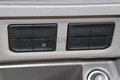 Daumennagel 16 - Volkswagen Crafter 35 TDI Pritsche L3 Warnmarkierungen