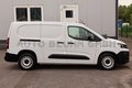 Daumennagel 4 - Peugeot Partner 100 B-HDi Kasten Premium L2 Navi TWA PDC