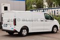 Daumennagel 5 - Ford Transit 320-EB Custom Kasten L2 + Navi Cam