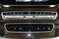 Daumennagel 23 - Mercedes-Benz V 300d 4M Avantgarde Edition LR Pano Stdhzg AHK