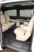 Daumennagel 8 - Mercedes-Benz V 300d 4M Avantgarde Edition LR Pano Stdhzg AHK