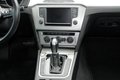 Daumennagel 14 - Volkswagen Passat 2.0 TDI Variant Trendline + ACC Navi PDC