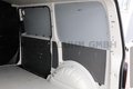 Daumennagel 11 - Volkswagen T6.1 2.0 TDI-SCR Kasten L1 PDC 3-Sitze Klima DWA