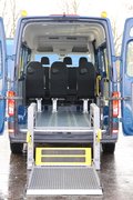 Daumennagel 13 - Volkswagen Crafter 35 TDI Rollstuhlbus L4H3 Lift AC 6-Sitze