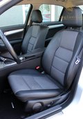 Daumennagel 19 - Mercedes-Benz C 200 CGI LIMOUSINE BE AUTOMATIK+PDC+NAVI+