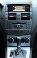 Daumennagel 15 - Mercedes-Benz C 200 CGI LIMOUSINE BE AUTOMATIK+PDC+NAVI+