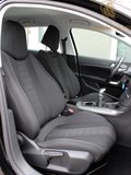 Daumennagel 8 - Peugeot 308 Allure 1.HAND+NAVI+TOUCH+LED+SCHECKHEFT+