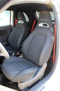 Daumennagel 25 - Abarth 595 T-JET+RED+AUTOMATIK+XENON+BEATSOUNDSYSTEM