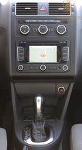 Daumennagel 28 - Volkswagen Touran 2.0 TDI DSG 7 SITZER+AHK+PANORAMA+NAVI+