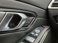 Daumennagel 12 - BMW 320XD M SPORT PRO/SHADOW/ LCI/LIVE/SHZ/PANO/360°/AHK