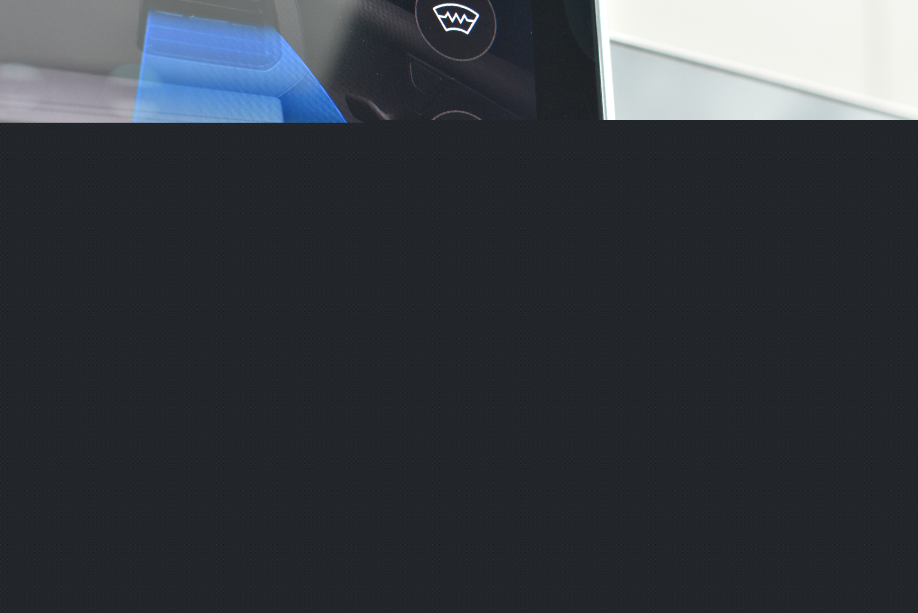 Daumennagel 35 - Volkswagen Tiguan R-LINE/STHZ/ HUD/PANO/20 ZOLL/H&K/BLACK/IQ