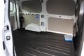 Daumennagel 6 - Ford Transit Custom Trend L1 AIRLINE/RFK/KLIMAAUTO
