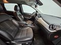 Daumennagel 17 - Mercedes-Benz B 200 EDITION 1 NAVI Teilleder Harmann/Kardon