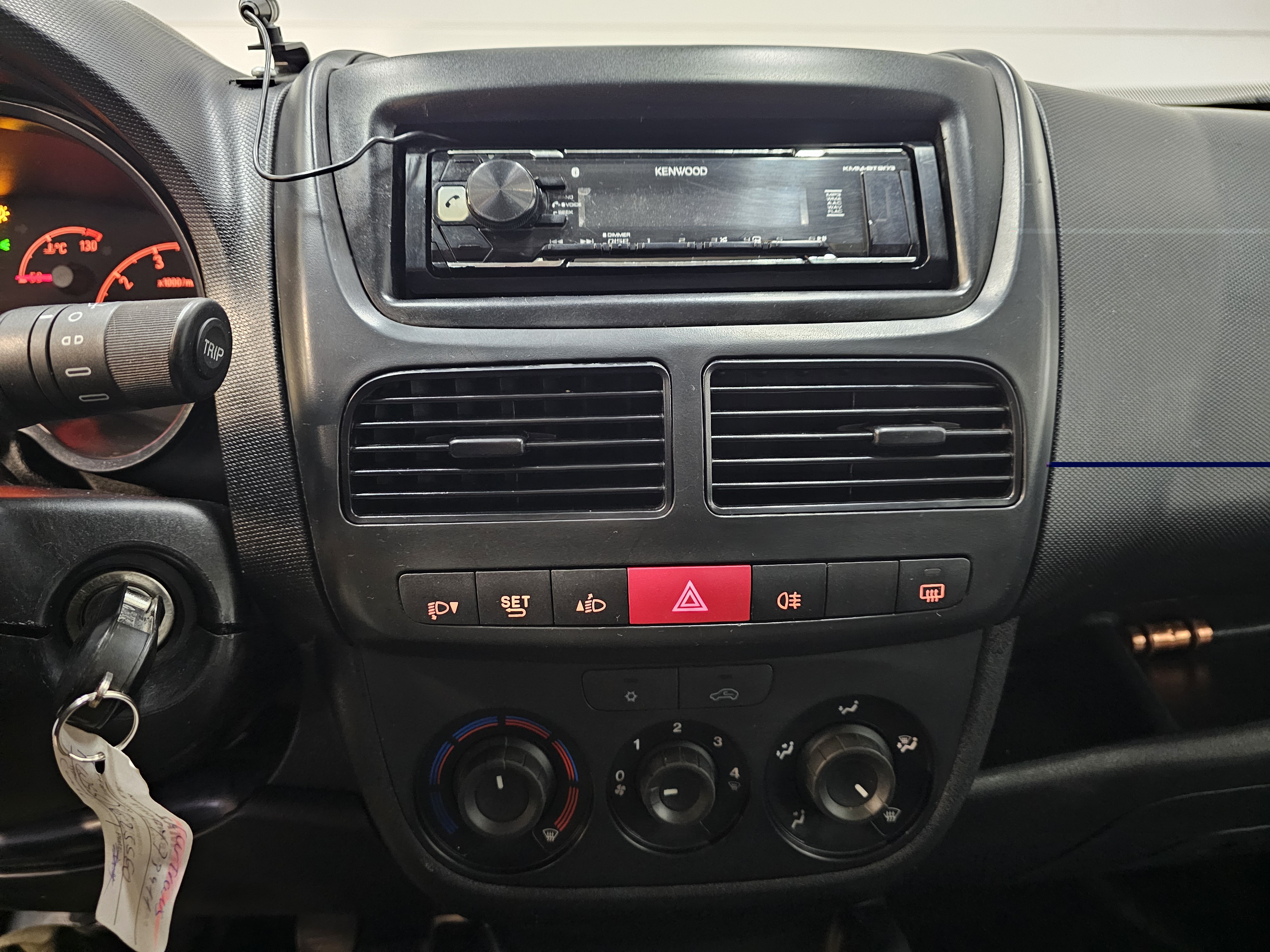 Daumennagel 12 - Opel Combo D CDTi L1H1 2,2t Klima 1.Hand TÜV/NEU MwSt