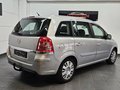 Daumennagel 8 - Opel Zafira B Family 7 Sitzer Klimaautomatik 8 Fach bereift