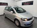 Daumennagel 2 - Volkswagen Golf Plus VI 1.Hand AHK Nur 64 TKM
