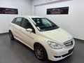 Daumennagel 4 - Mercedes-Benz B 180 CDI Klima AHK TÜV NEU