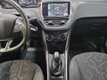 Daumennagel 10 - Peugeot 2008 1.6 Business-Line 1.Hand Tempomat Klima