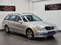 Daumennagel 1 - Mercedes-Benz E 200 T Avantgarde  Luftfeder.Xenon Tempomat