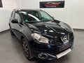 Daumennagel 2 - Nissan Qashqai Tekna 4X4 PANO LEDER NAVI AHK 8 Fach Ber.