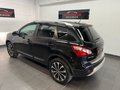 Daumennagel 6 - Nissan Qashqai Tekna 4X4 PANO LEDER NAVI AHK 8 Fach Ber.