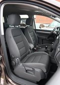 Daumennagel 11 - Volkswagen Touran 1.4 TSI Erdgas/ Benzin Klimaaut 2xSHZ PDC