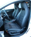 Daumennagel 21 - Mercedes-Benz GLA 220 d 2.Hd StandHzg Panorama AHK NaviComand