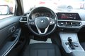Daumennagel 2 - BMW 318 i 2.Hd vollScheckheft LED KeyGo PDC Klimaaut