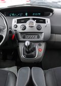 Daumennagel 17 - Renault Scenic 1.6 Leder Klimaaut. PDC KeyGo Tempomat