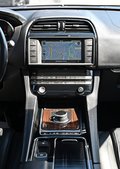 Daumennagel 17 - Jaguar F-Pace 20d AWD 1.Hd PANO ACC Kamera NaviDVD 20"