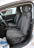 Daumennagel 9 - SEAT Leon 1.6 TDI Automatik NaviTouch BiXenon PDC
