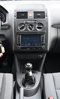 Daumennagel 15 - Volkswagen Touran 1.9 TDI 7SITZ el.SD NaviDVD CarPlay Klima