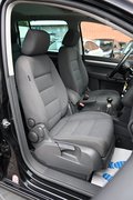 Daumennagel 13 - Volkswagen Touran 1.9 TDI 7SITZ el.SD NaviDVD CarPlay Klima