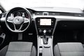 Daumennagel 10 - Volkswagen Passat Variant Business  Kamera Navi ACC Massage