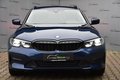 Daumennagel 2 - BMW 320 i Advantage Touring AHK Navi Unfallfrei