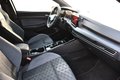 Daumennagel 8 - Volkswagen Golf VIII R-Line Black HUD Navi Kamera Pano