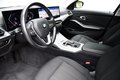 Thumbnail 13 - BMW 318 d Touring Curved Widescreen Navi CarPlay