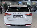 Daumennagel 4 - Skoda Octavia Combi Sportline Facelift 1,5 TSI 7-Gang DSG beizb. WSS/ACC/Navi/Head-Up Display