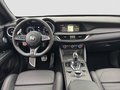Daumennagel 17 - Alfa Romeo Stelvio Quadrifoglio Q4 Panorama Glasschiebedach