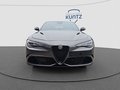Daumennagel 8 - Alfa Romeo Giulia 2.9 V6 Quadrifoglio 520PS+1.Hand