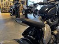 Daumennagel 7 - Triumph Bonneville Bobber Black Heckumbau+Auspuff