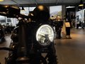 Daumennagel 9 - Triumph Bonneville Bobber Black Heckumbau+Auspuff