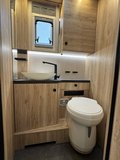 Daumennagel 11 - Eura Mobil Integra Line 720 EF Stauschränke statt Hubbett Mod.25 Mondial Plus Autom