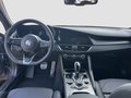 Daumennagel 12 - Alfa Romeo Giulia Veloce 2.2D Techno-/ Premium-Audio-Paket