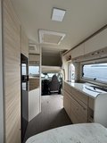 Daumennagel 7 - Euramobil Activa One 570HS Automatik ACC+LED-Scheinwerfer Travel-Plus-Paket