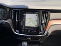 Daumennagel 23 - Volvo V60 Kombi AWD /HK-ANLAGE/LED/NAVI/LEDER/