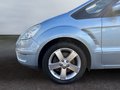 Daumennagel 9 - Ford S-MAX Titanium/XENON/7-SITZER/ALCANTARA/PANO/