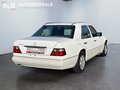 Daumennagel 5 - Mercedes-Benz E 220 E /AUTOMATIK/2.HAND/TOP/KLIMA/