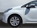 Daumennagel 9 - Peugeot 208 Active/KLIMA/HU NEU/EURO5/TOP ZUSTAND/