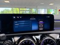 Mercedes-Benz A 200 d AMG*8G*MBEAM*WIDE*DISTR*KAM*NAVI*MBUX - bilder 12